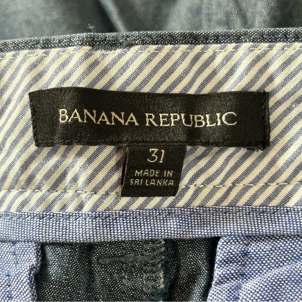 Banana Republic Men's Chambray Flat-Front Shorts Slate Blue Size 31